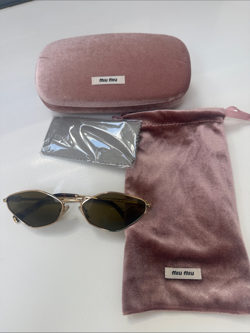 Miu Miu 56ZS Gold cat eye Sunglasses with Case & Pouch